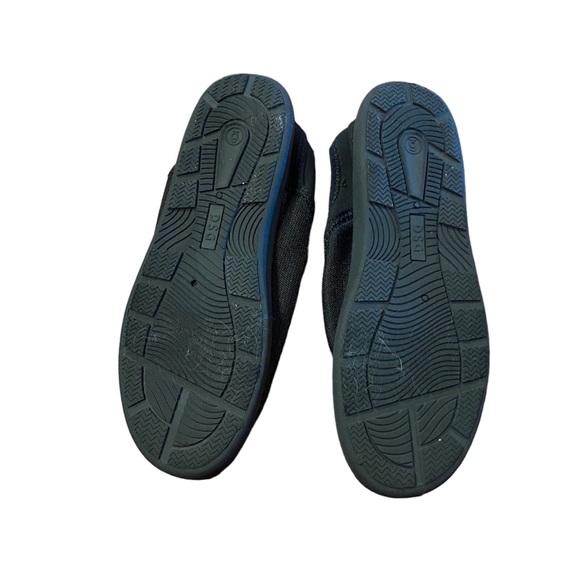 DSG Shoes Youth Size 6 Dsg Dicks Sporting Goods Black Water Shoes Poshmark
